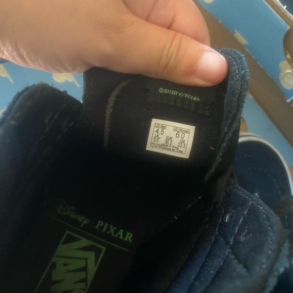 Vans x Toy Story Buzz Lightyear Black Print Sk8 Hi - Picture 5 of 5